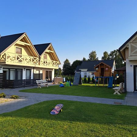Villa Jantarovnia Extérieur photo